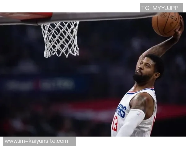 马克西发声支持乔治迅速联系队友准备迎接挑战